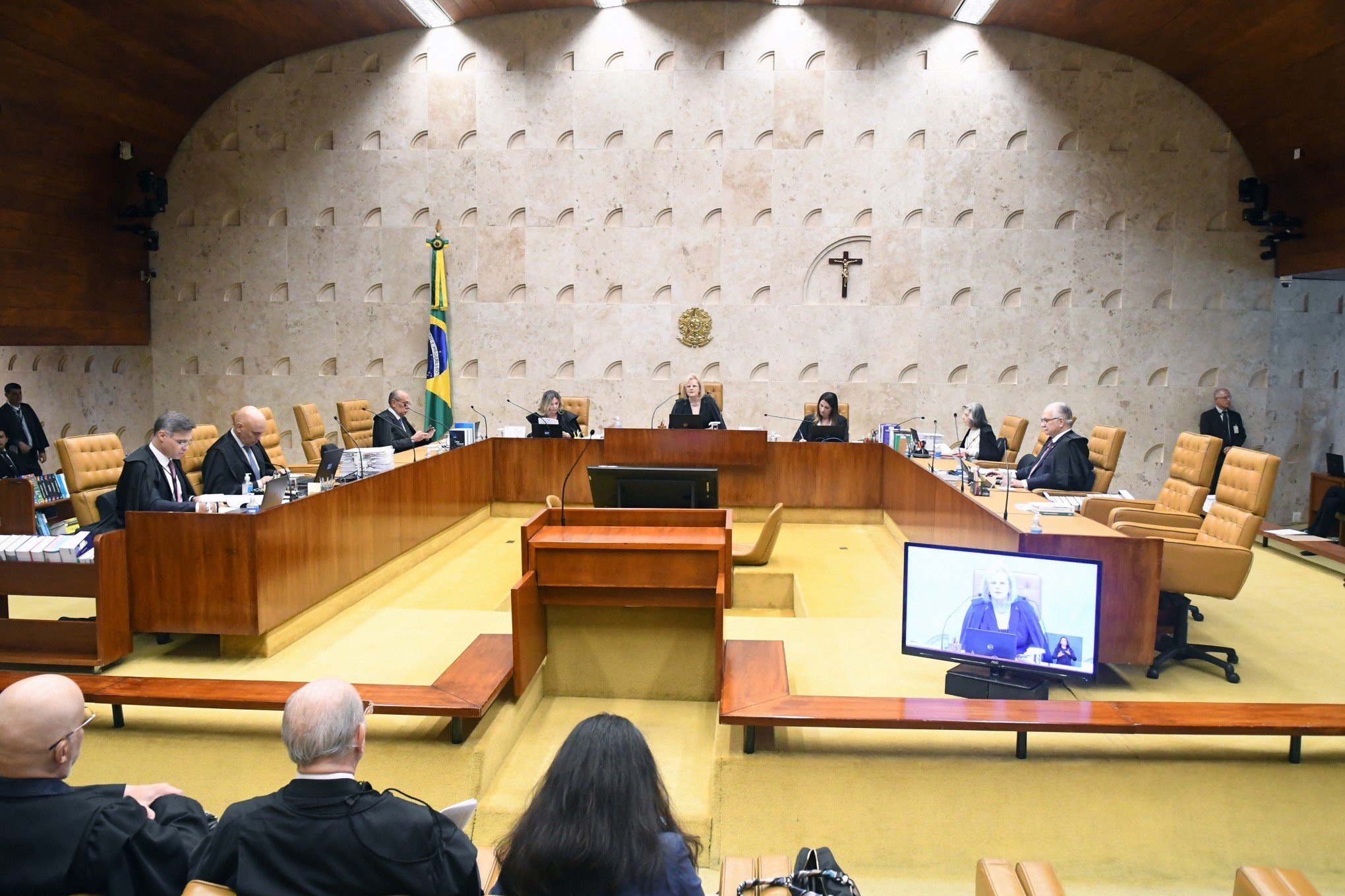 COVID-19: Ministro do Supremo Tribunal Federal é internado em São Paulo
