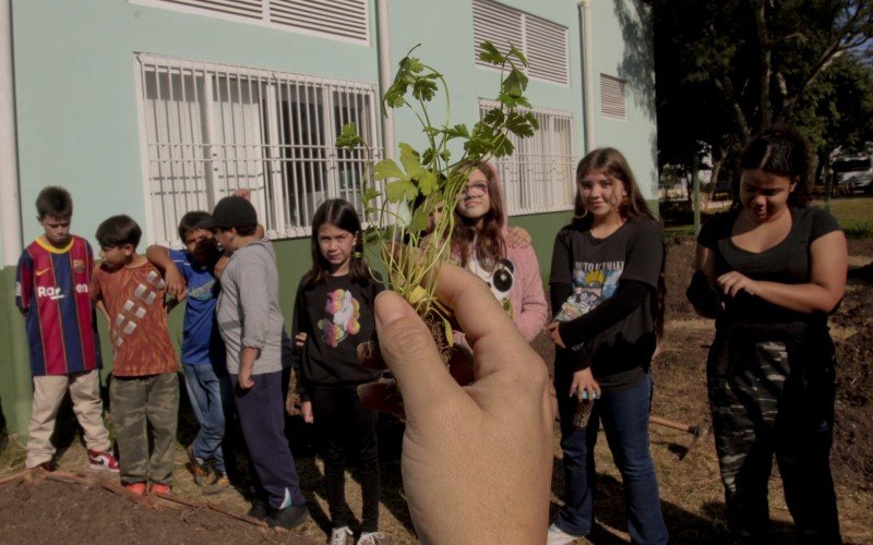  18/05/2023  HORTA - ALUNOS