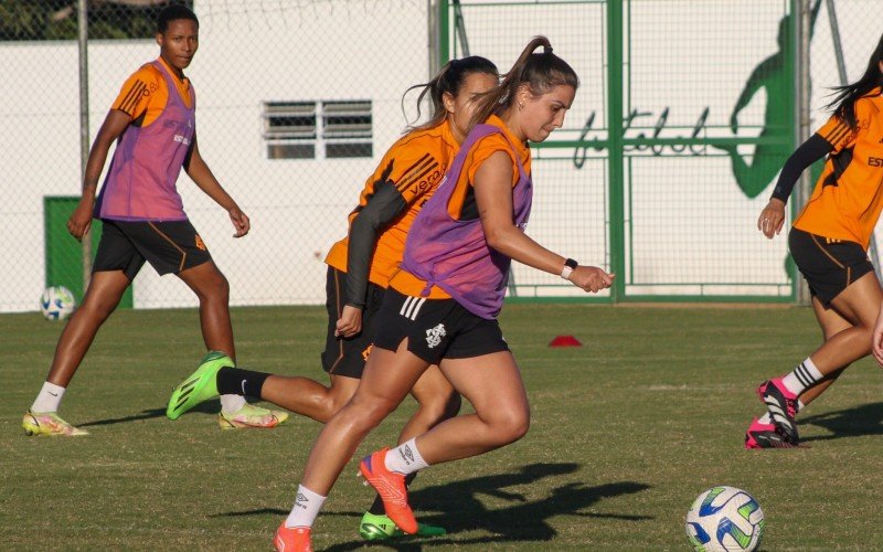 Pelo Brasileirão Feminino, Inter enfrenta o Bahia no Estádio do Vale neste sábado (20)