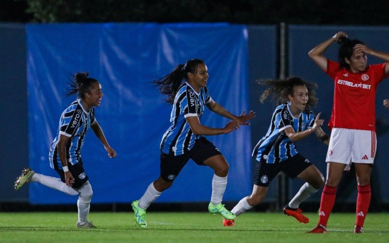 Gurias Gremistas superam Gurias Coloradas no Brasileirão Feminino