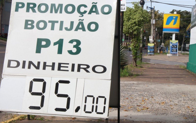 Gás seguiu tendência de baixa enquanto gasolina subiu na cidade