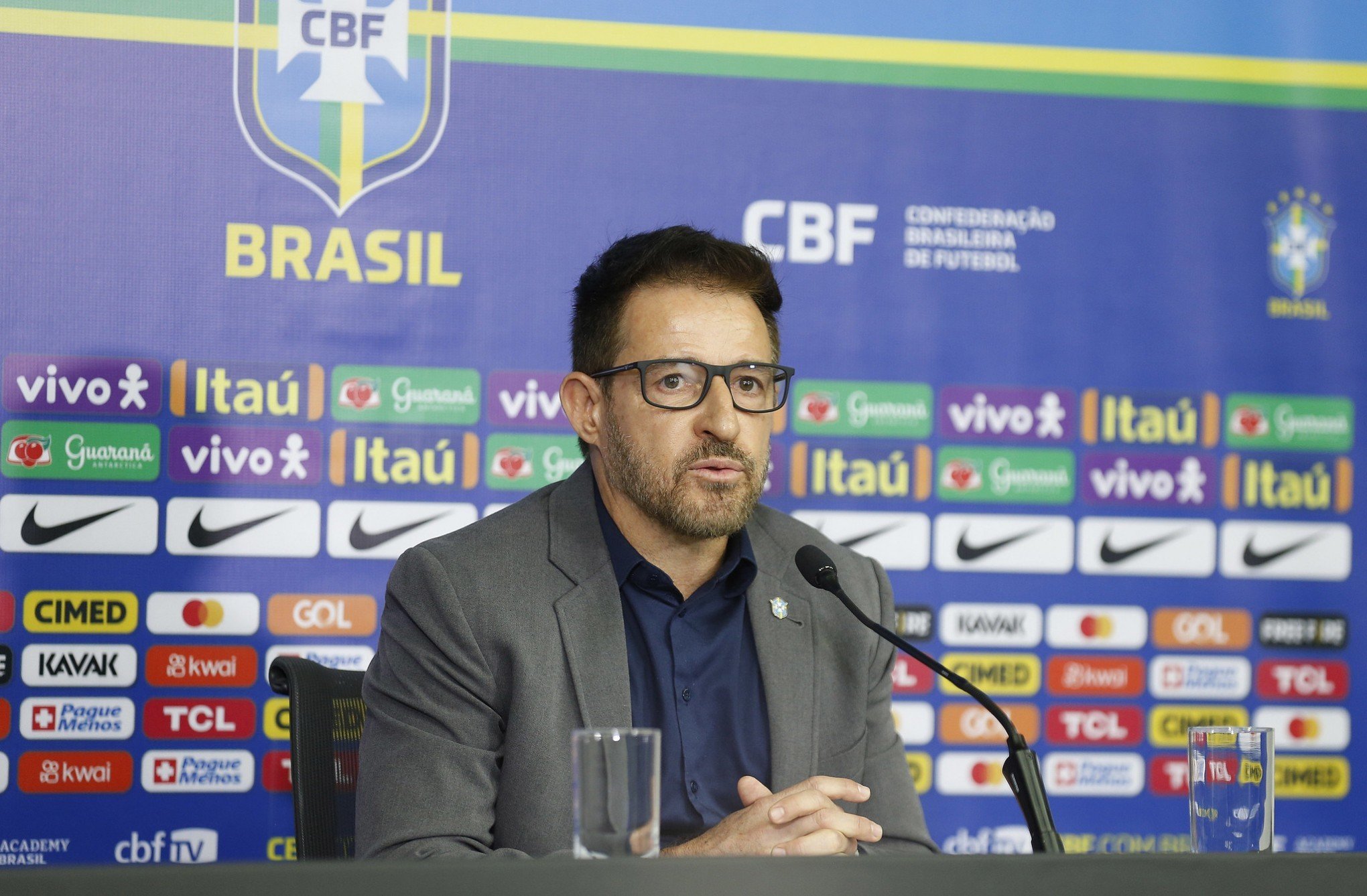 Ramon Menezes segue como interino e convocará seleção principal em folga do Mundial Sub-20