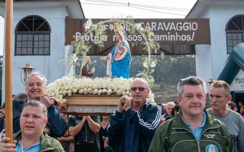Romaria a PÃ© em honra a Nossa Senhora de Caravaggio, em Canela