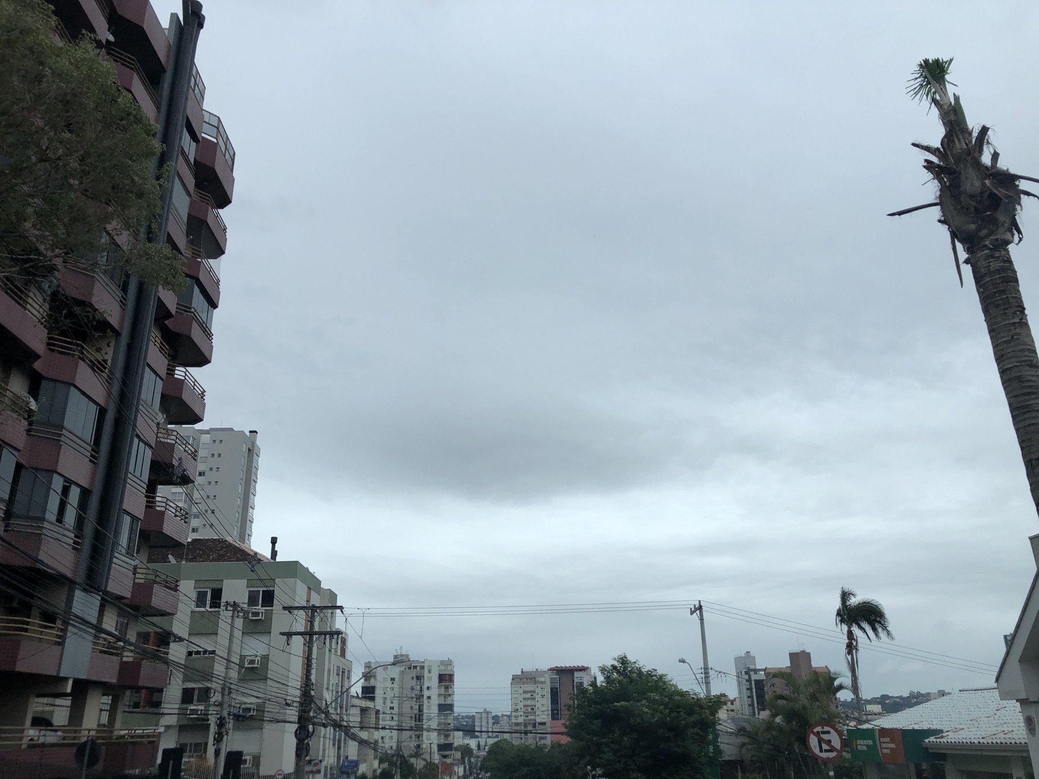Vai chover no RS? Centro de alta pressão mexe com o tempo no Sul do Brasil; veja como será o dia