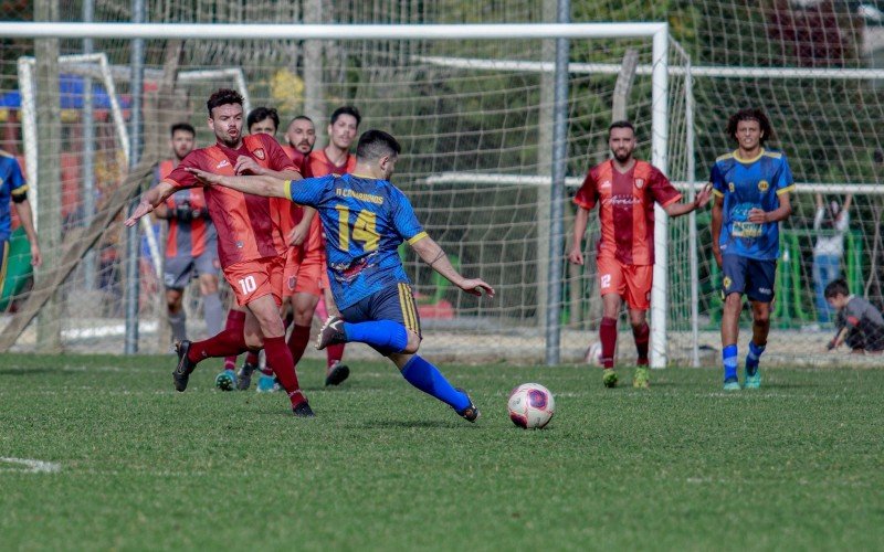 11 Canarinhos e 14 Bolachopp se enfrentam na grande final do Varzeano de 2023