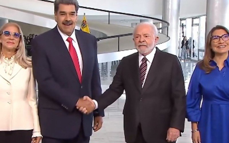 Lula recebe o presidente da Venezuela, Nicolás Maduro 