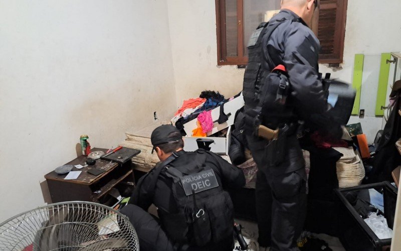 Mais de 30 são presos em operação contra golpe dos nudes no RS e em SC