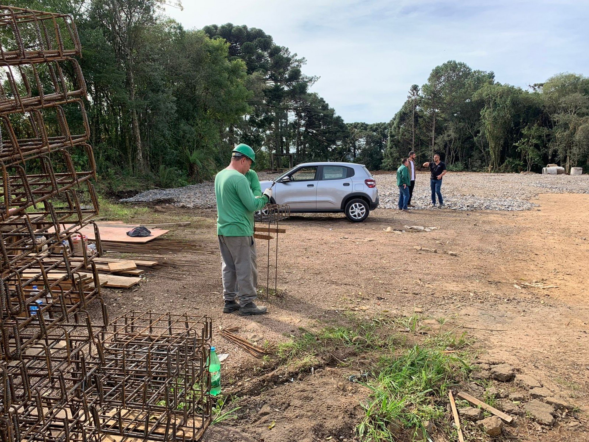 Começa a obra de construção de uma nova unidade de saúde no bairro Moura; confira o prazo de conclusão