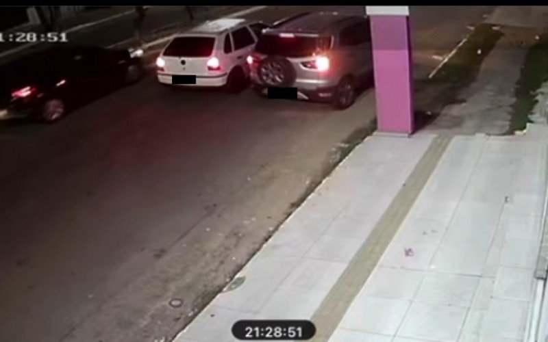 Câmeras flagraram crime brutal cometido na noite do dia 13 de maio