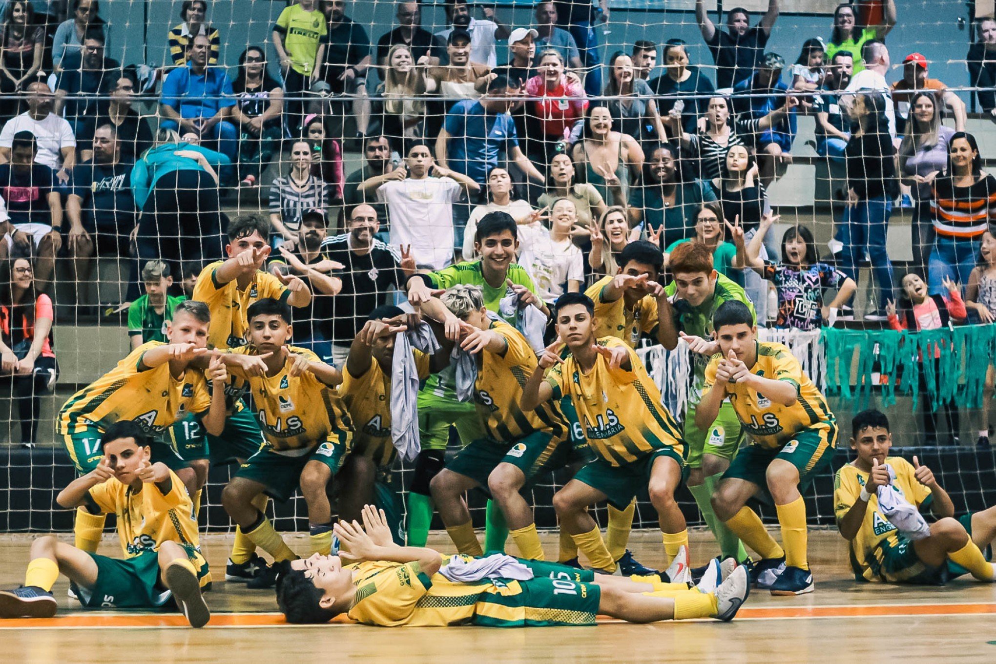 Cepe Canoas encara Carlos Barbosa pelo Gauchão de Futsal