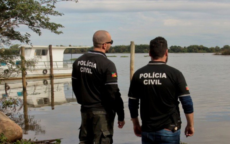 Polícia Civil promoveu buscas na Prainha do Paquetá nesta terça-feira (30)