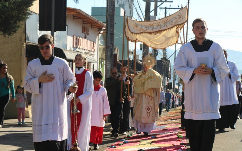 Corpus Christi terá tapetes confeccionados com doações | abc+