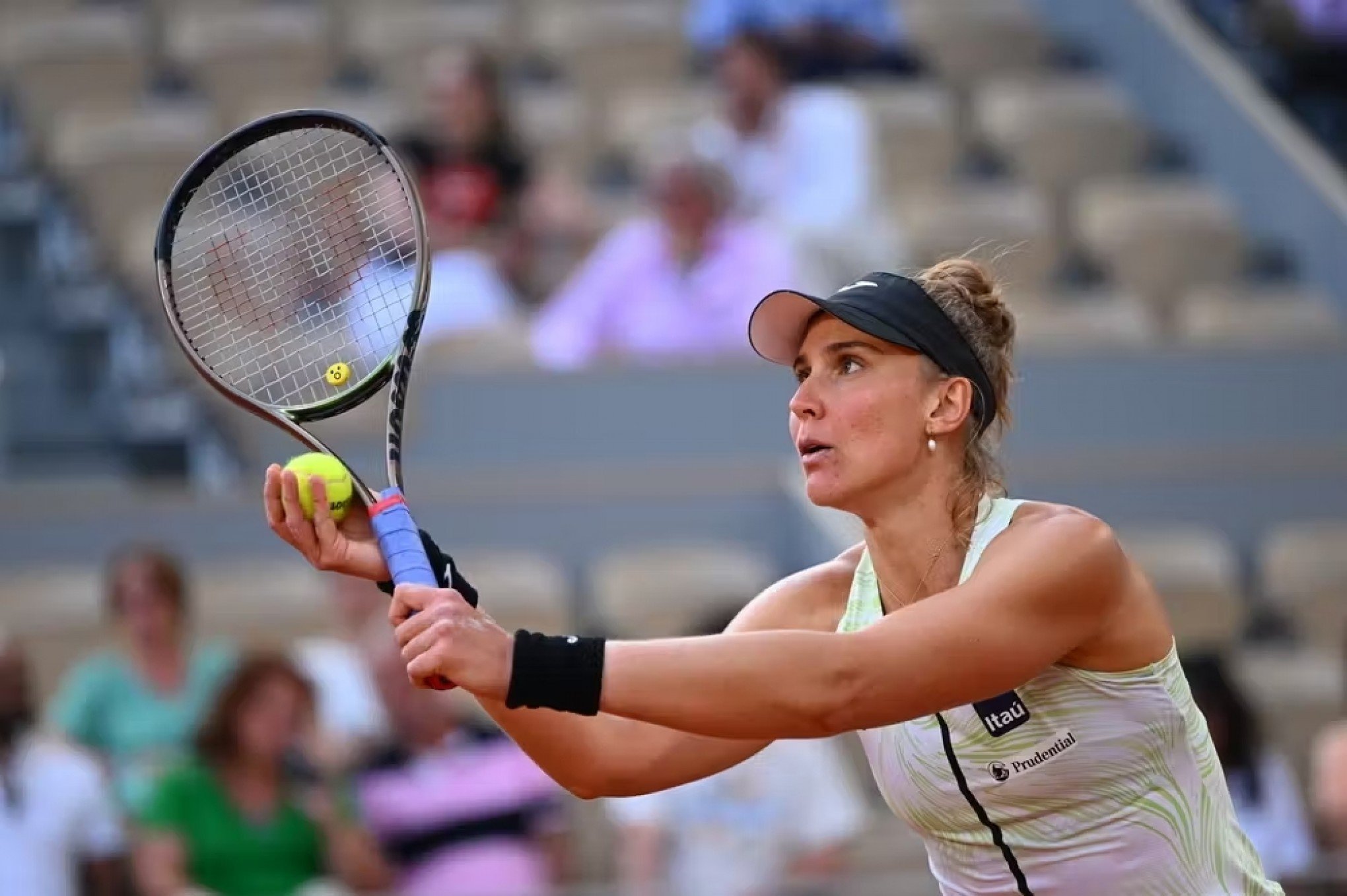 Bia Haddad e Kudermetova caem nas quartas do WTA de Pequim