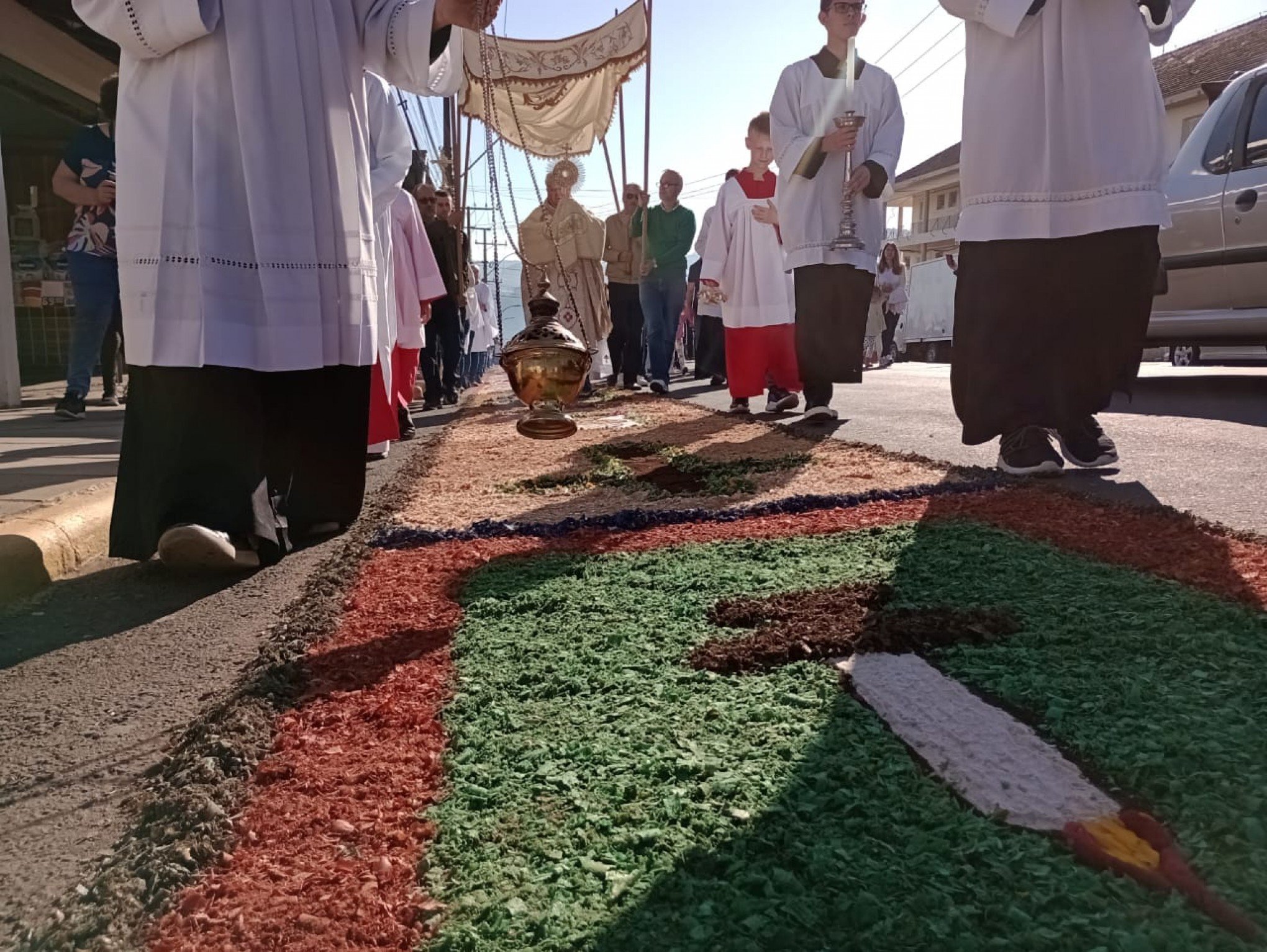CORPUS CHRISTI: Confira quando cai a próxima folga prolongada e se a data é feriado ou não