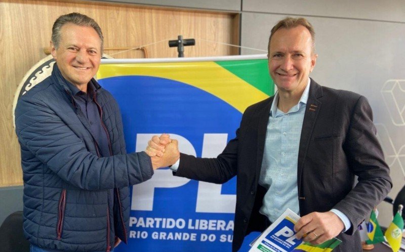 Presidente Estadual do Partido Liberal (PL) e deputado federal, Giovani Cherini convidou oficialmente Jorge Stoffel a concorrer a prefeitura de NH pelo PL | Jornal NH