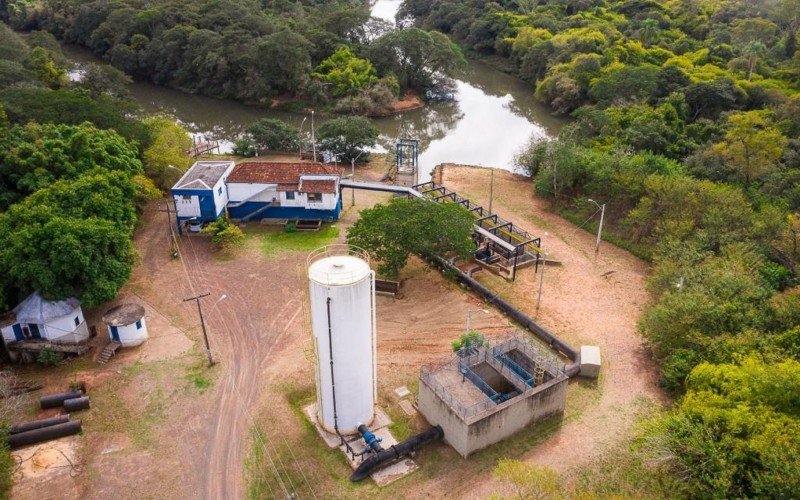 Elevatória de Água Bruta (EAB) do Semae, onde é feita a captação de água para São Leopoldo 