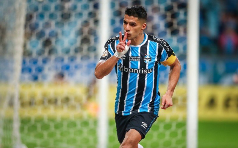 Suárez marcou o terceiro na vitória do Grêmio sobre o América-MG | Jornal NH