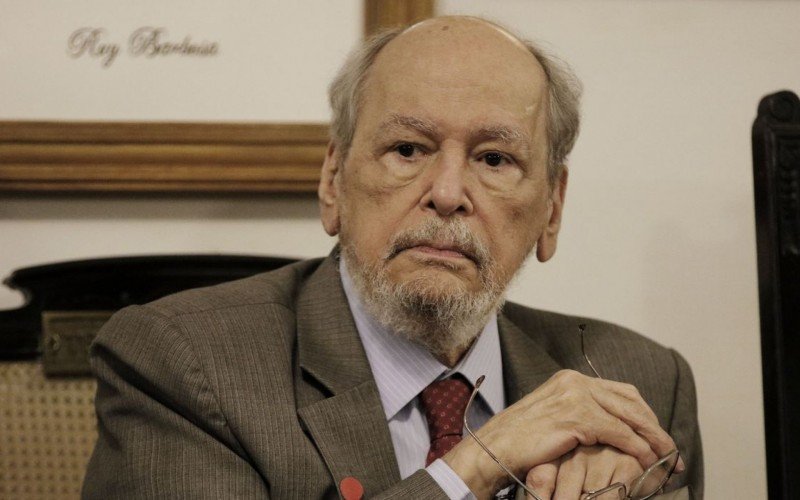 Morre o ex-ministro do STF, Sepúlveda Pertence | Jornal NH