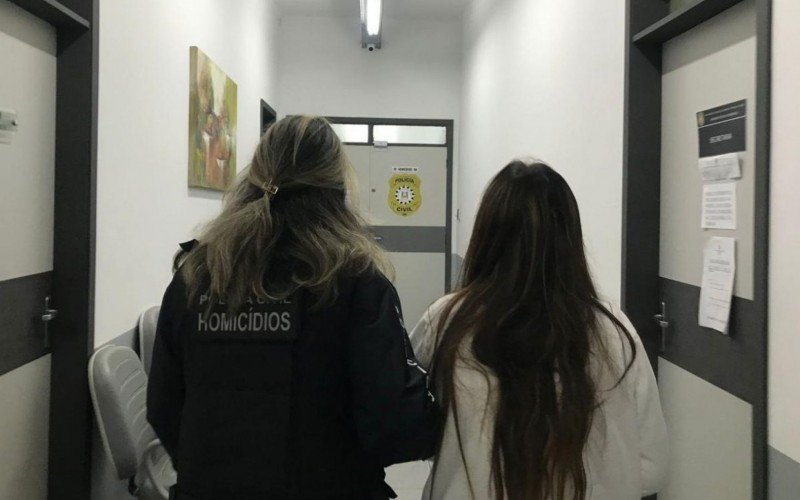 Acusdo de matar empresário mineiro praticava extorsão de dentro do presídio com ajuda de companheiro de cela e esposa