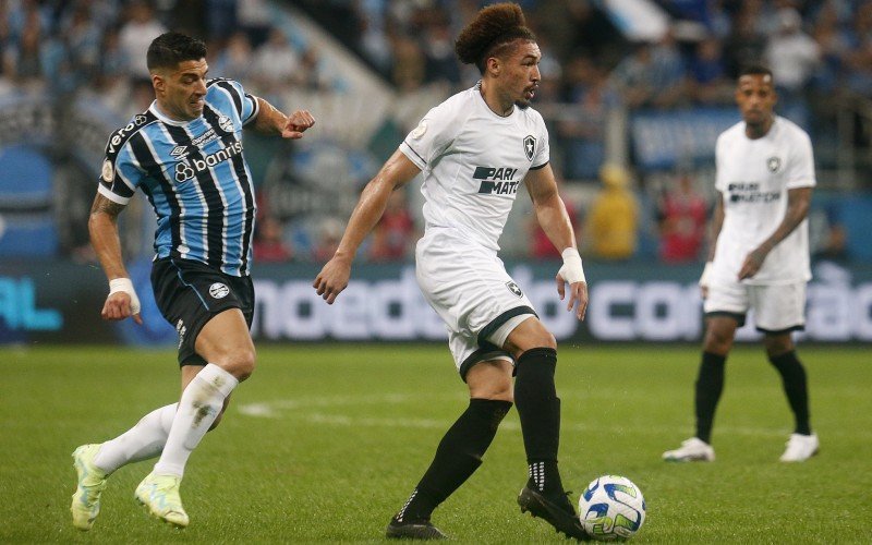 Suárez não conseguiu marcar, e Grêmio perdeu por 2 a 0 | Jornal NH