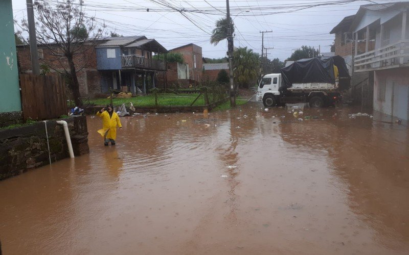CICLONE: Temporais colocam cidades da região em alerta para risco de inundações