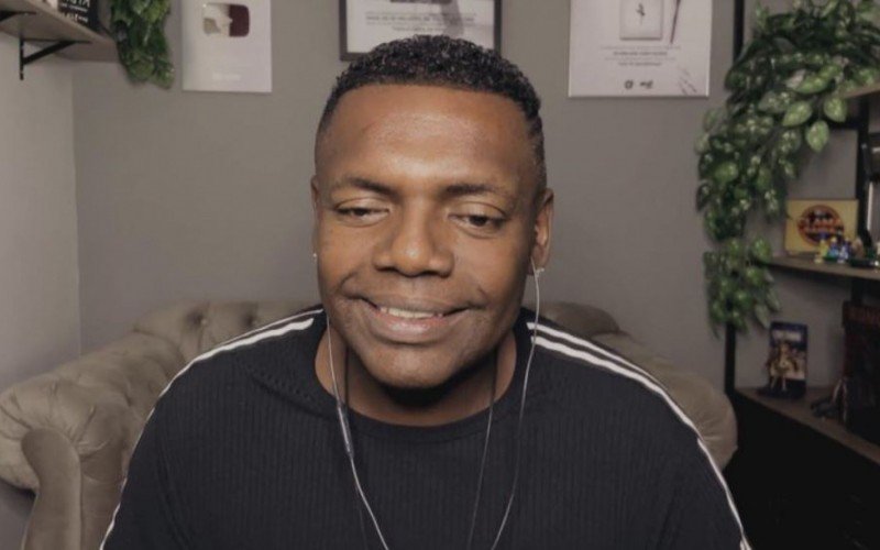 MC Marcinho é submetido a cirurgia e tem coração artifical implantado | Jornal NH