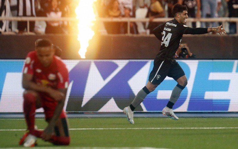 Com gol de Di Placido, Botafogo vence o Bragantino por 2 a 0 no Rio | Jornal NH