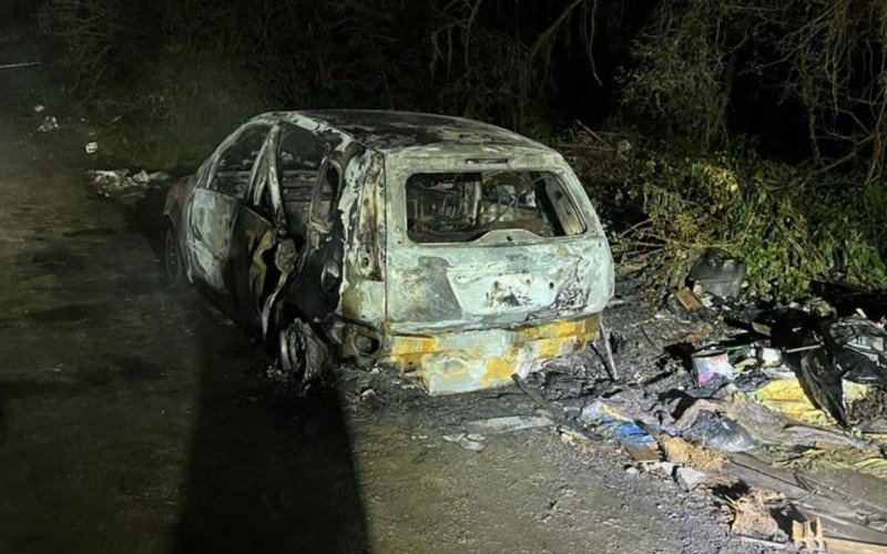 Amigo matou sargento do exÃ©rcito. Carro foi encontrado em chamas no bairro BelÃ©m Novo