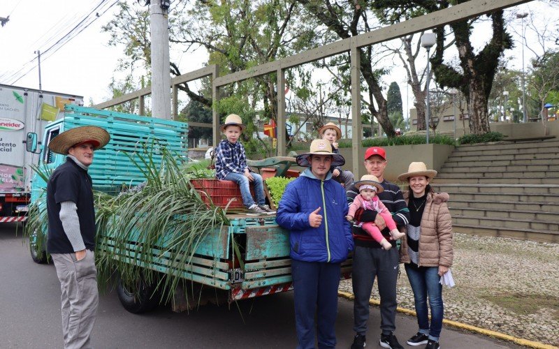 34Âª Kolonistenfest celebra a agricultura e leva tradiÃ§Ã£o para as ruas de Ivoti
