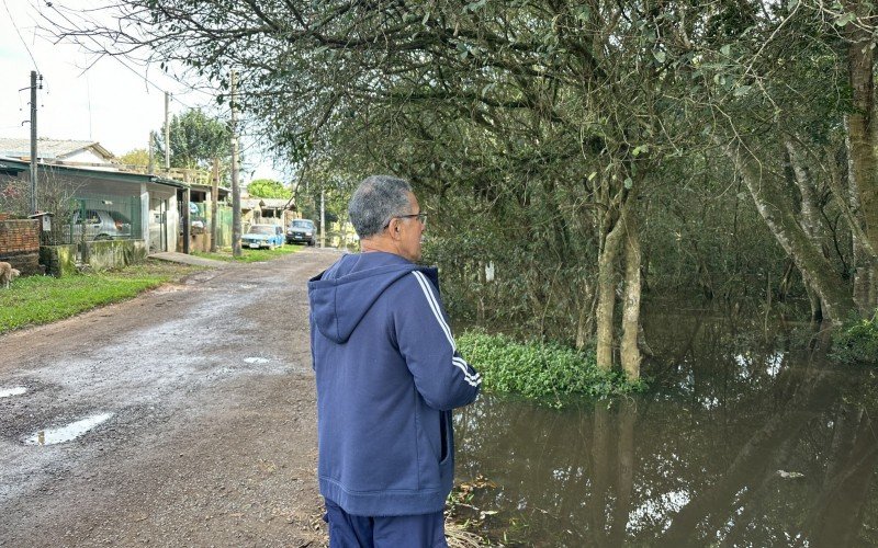 Aristóteles Viana, morador do Bairro Integração, em Novo Hamburgo 