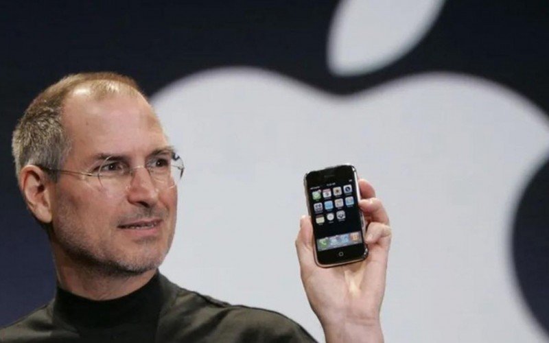 iPhone de 2007 é vendido em leilão por quase R$ 1 milhão | Jornal NH