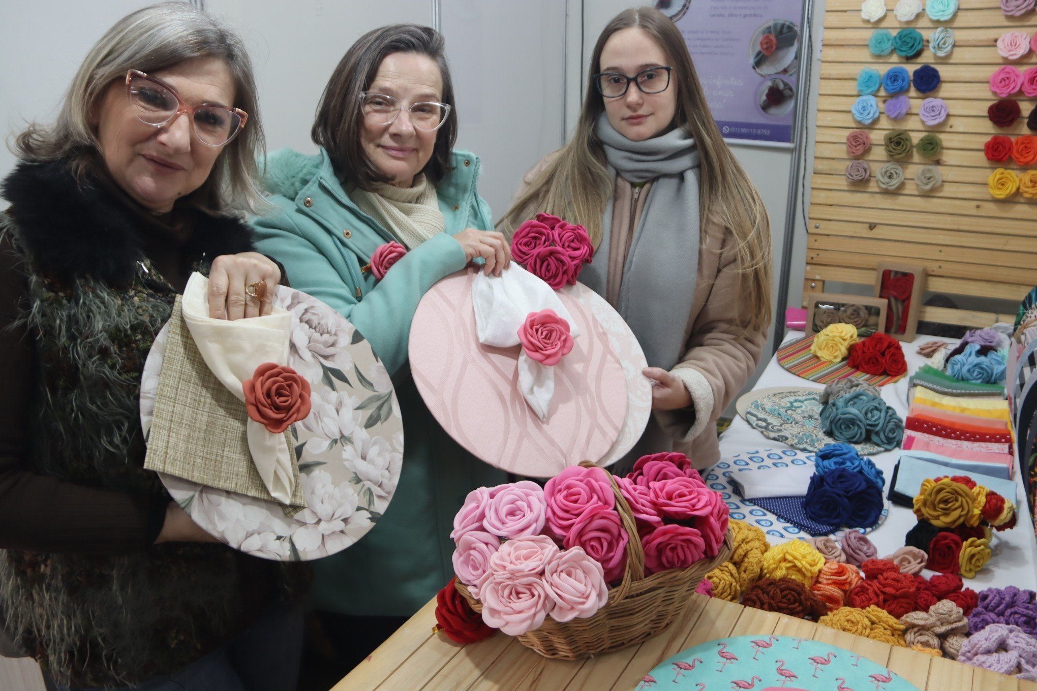 Regina, Renate e Laura mostram a produÃ§Ã£o da Philomena