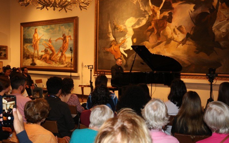 Pianista  Lachezar Stankov abriu o recital