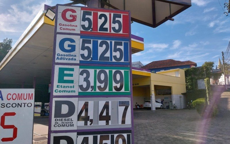 Litro da gasolina comum baixou em Novo Hamburgo 