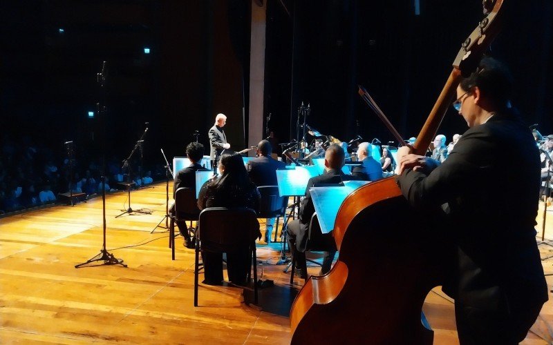 Abertura do FeMusik aconteceu na noite de domingo, no Teatro Feevale