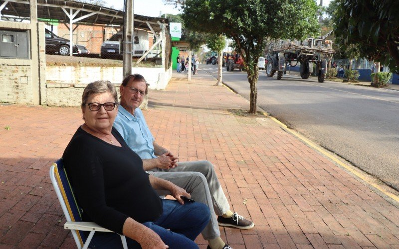 FlÃ¡via Terezinha Eli Breitenbach, 70 anos, e Celson Breitenbach, 78