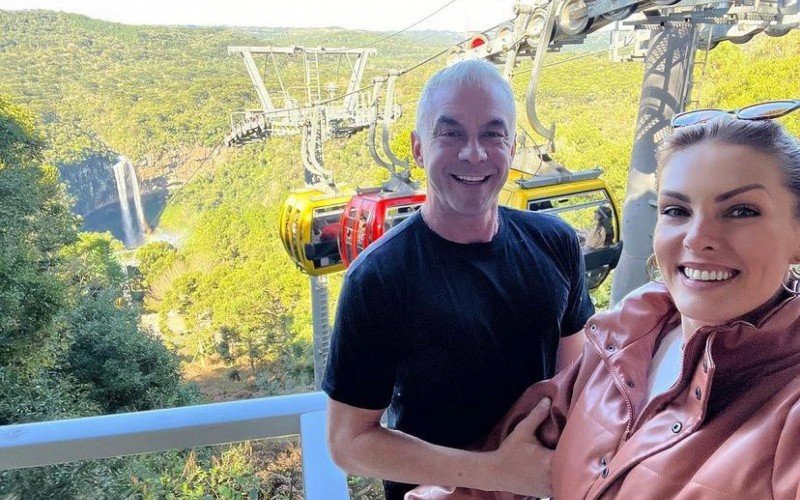 Ana Hickmann e o marido Alexandre Correa na Serra Gaúcha | abc+