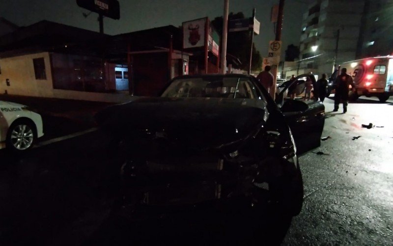 Acidente envolveu quatro veÃ­culos no PÃ¡tria Nova