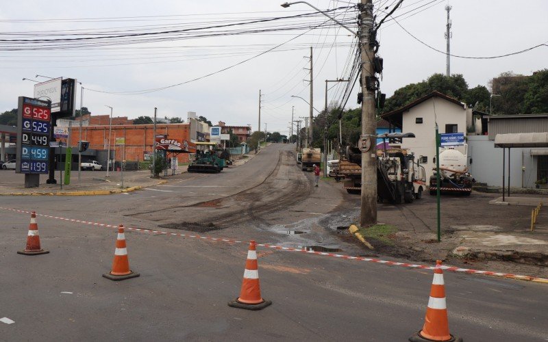 Trânsito na Rua Guia Lopes foi interrompido durante a terça-feira | Jornal NH