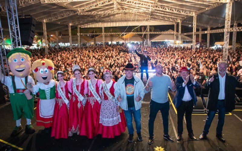 Balanço da festa foi feito no palco principal, pouco antes do último show, na noite de terça