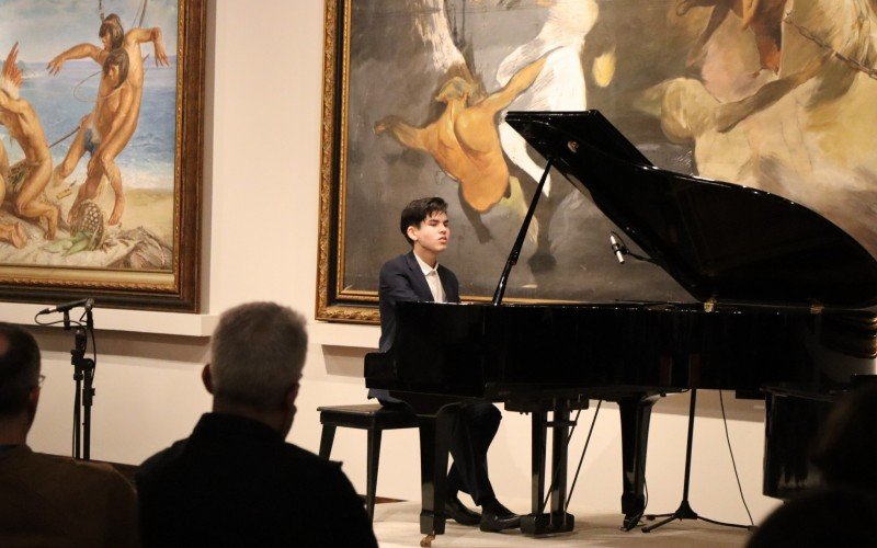 pianista de SÃ£o Paulo, Matheus Enzo de Faria Oshiro