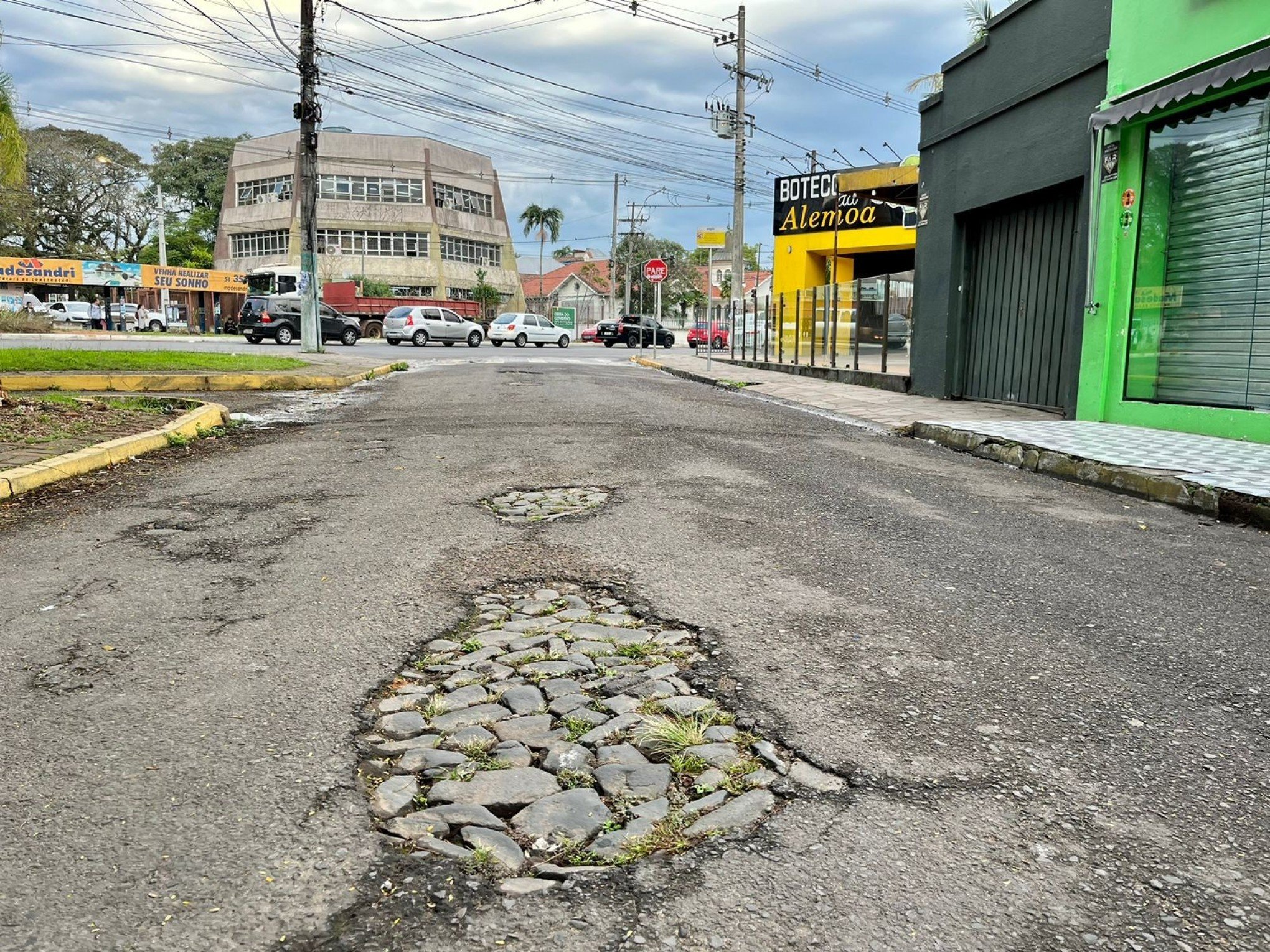 Chuva faz número de buracos aumentar nas ruas de São Leopoldo