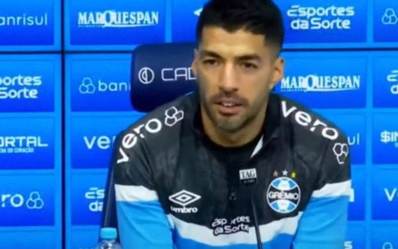 Suárez explica por que saída do Grêmio é inevitável e motivo pode afetar a carreira do atacante | Jornal NH