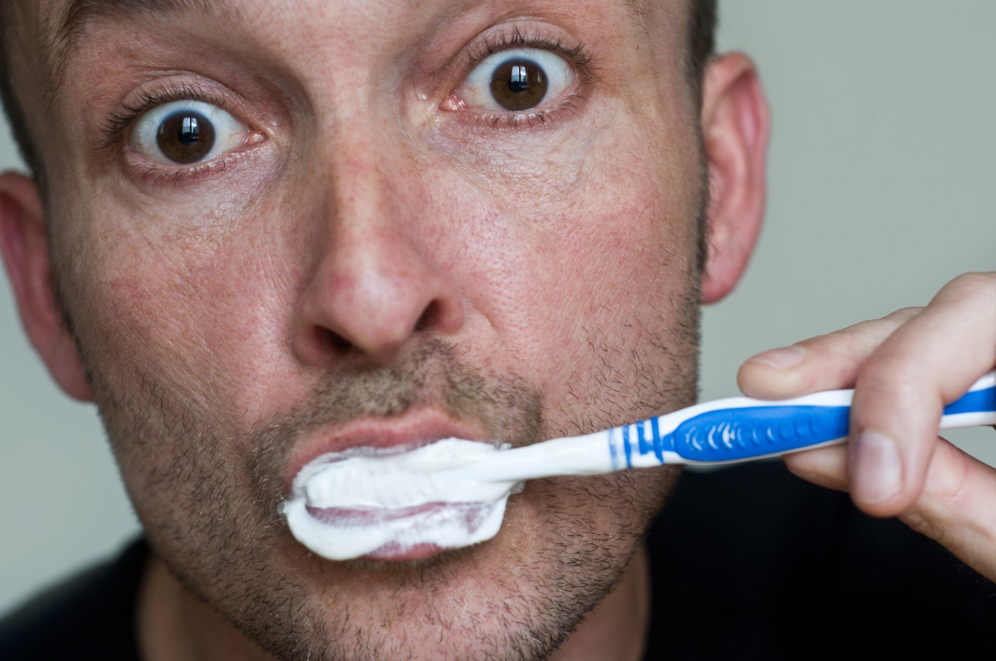 ÉRICK JACQUIN: Três problemas que podem ser consequência da falta de higiene bucal