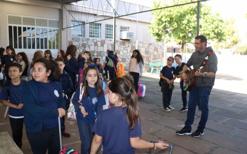 Professor Fernando Fillipin garantiu a trilha na volta das férias de inverno | Jornal NH