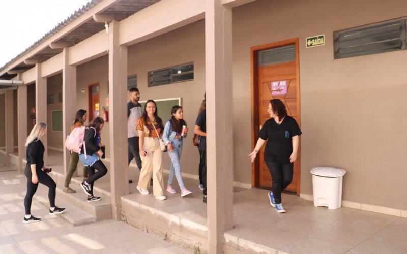 Escola Estadual OtÃ¡vio Rosa recebeu quatro alunos novos na volta Ã s aulas