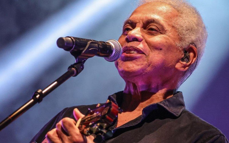 Paulinho da Viola é internado com sangramento digestivo após passar mal e cancelar show no Rio | Jornal NH