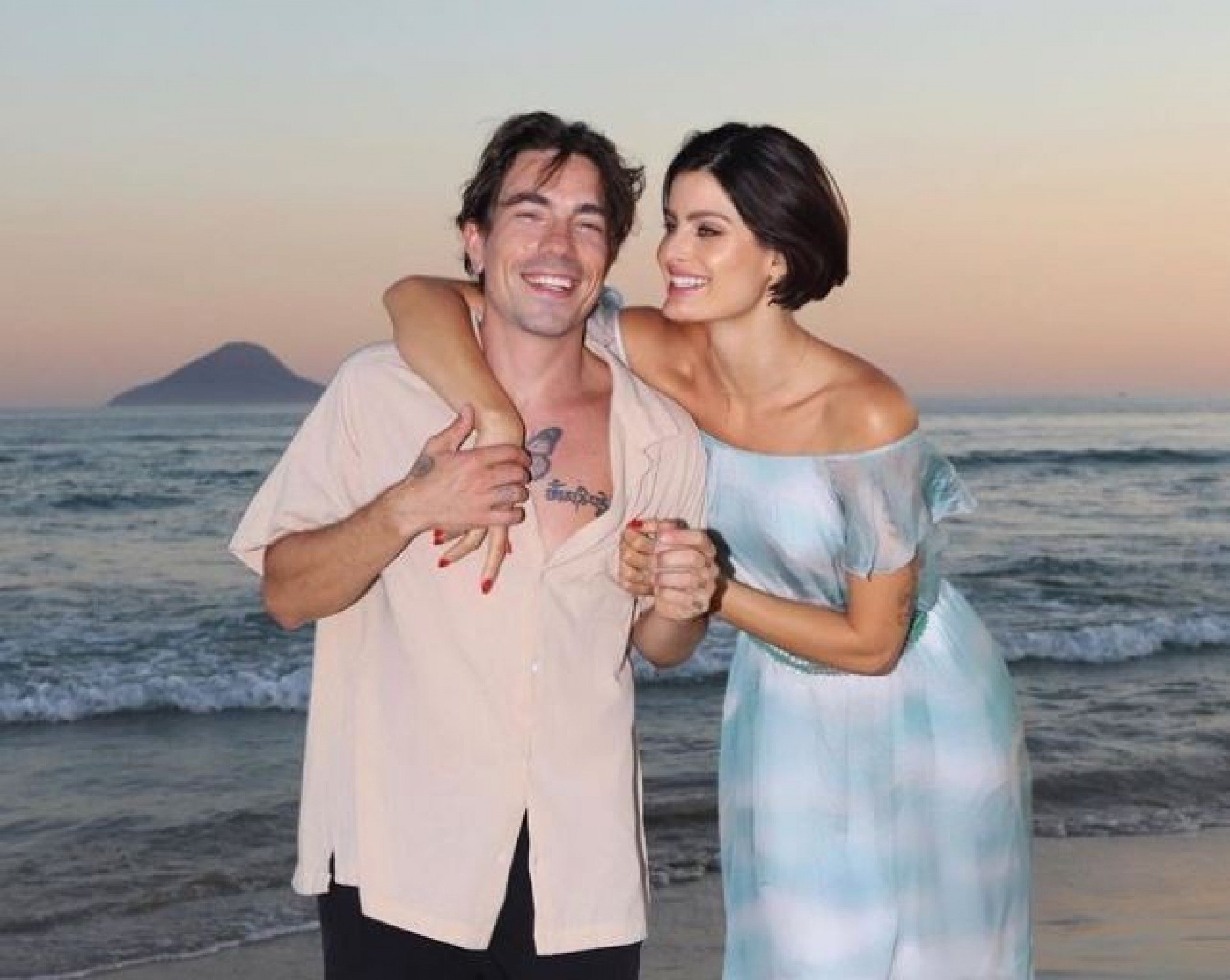 "Você é o NX": Isabeli Fontana diz que Di Ferrero é o NX Zero e é acusada de diminuir integrantes; veja o vídeo