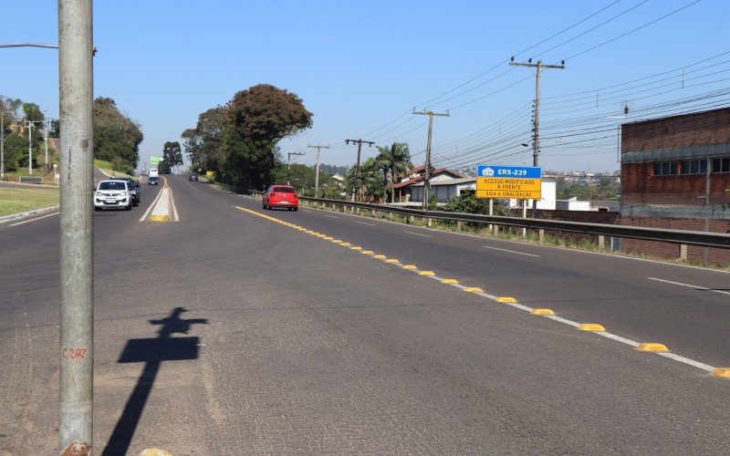 Dnit instala tachões na BR-116, no acesso ao Bairro Roselândia | Jornal NH