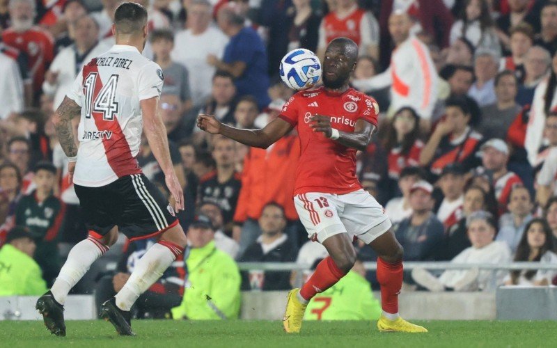 Valencia fez o primeiro gol pelo Colorado, mas Solari fez dois e o River Plate virou o placar | Jornal NH